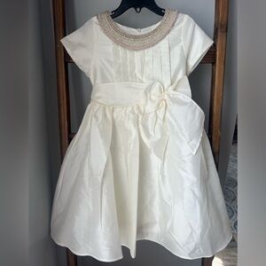 Flower girl Dress NWOT Size 5